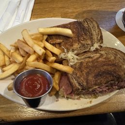 Reuben sandwich