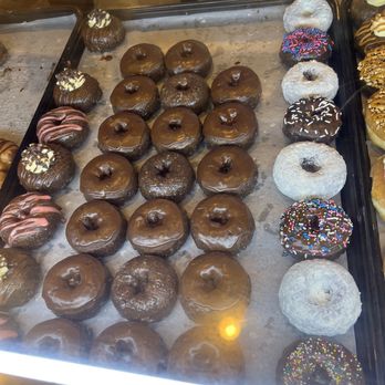 Tulsa Hills Donuts - Donuts Near Me - Tulsa, Oklahoma
