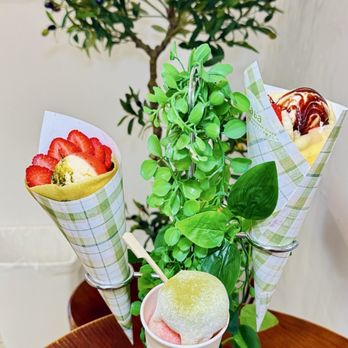 Wakaba Crepe - Creperies Near Me - Torrance, California