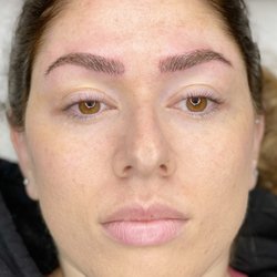 Esthetic Doll - Microblading with stokes after