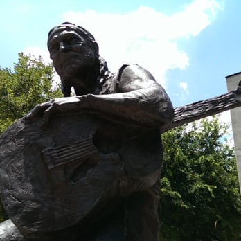 Willie Nelson Statue - Local Flavor Near Me - Austin, Texas Willie Nelson Statue - Local Flavor Near Me - Austin, Texas