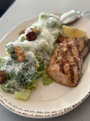 The Syren Oyster & Cocktail Bar by null