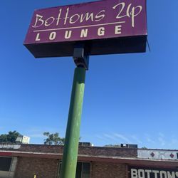 Bottoms Up Lounge