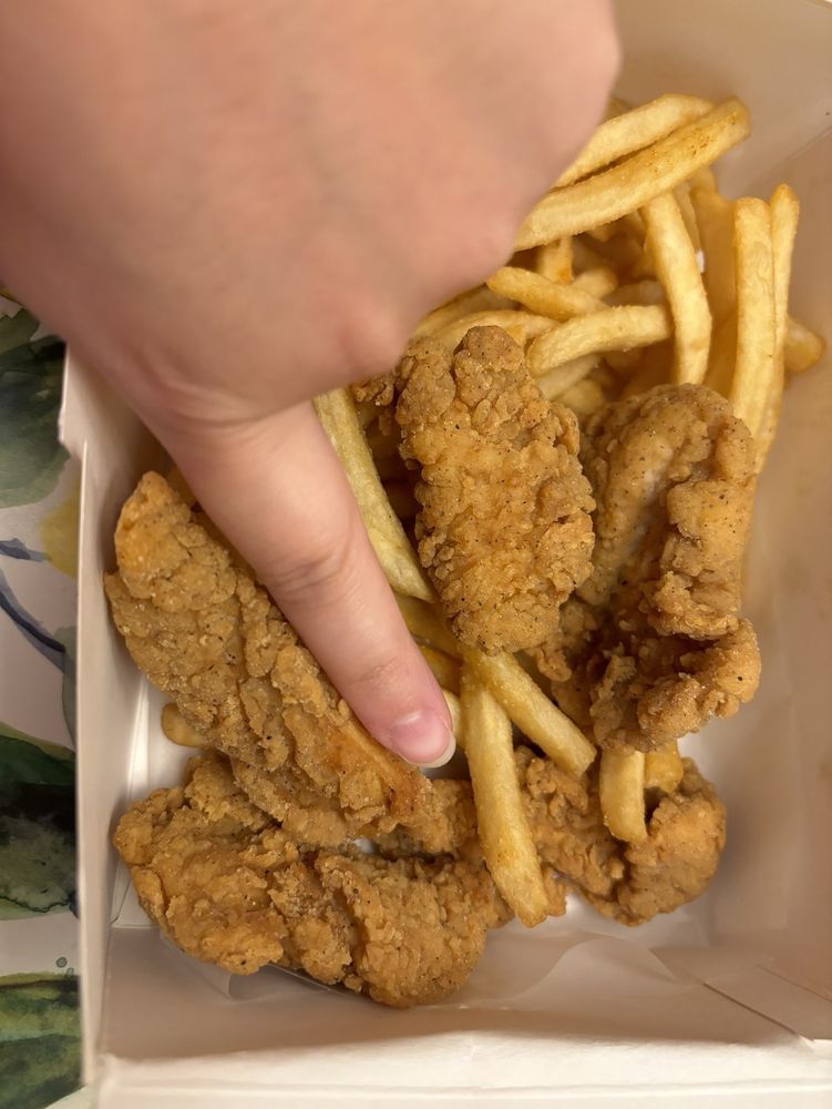 Food from Crown Fried Chicken