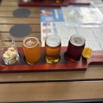 First Flight Island Restaurant & Brewery - Flight of beer - New American Near Me - Key West, Florida
