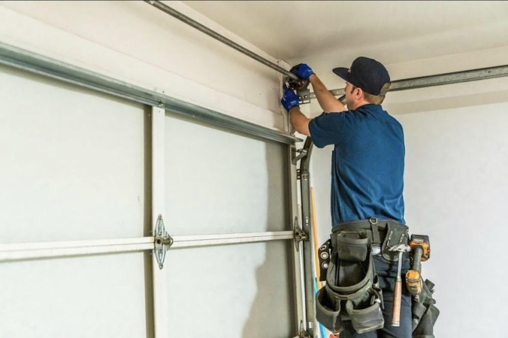 Garage Repairmen - Garage Door Contractor in Pembroke Pines, FL