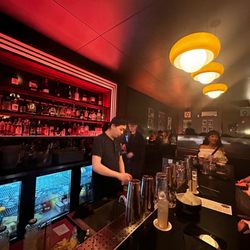 929 - Bar space