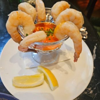 Alouette Bistro - Jumbo Shrimp Cocktail - French Near Me - Vancouver, British Columbia