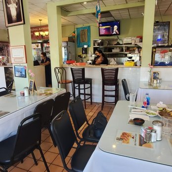 The Original Alfredos - Inside front of restaurant - Breakfast & Brunch Near Me - Lomita, California