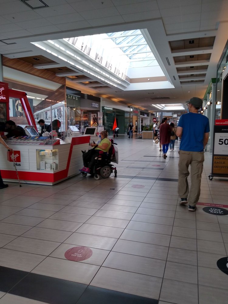 CONESTOGA MALL 27 Photos & 22 Reviews 550 King Street N, Waterloo