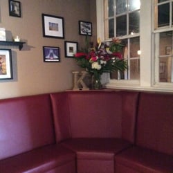 Kababi Cafe By Kuluck - Waiting area