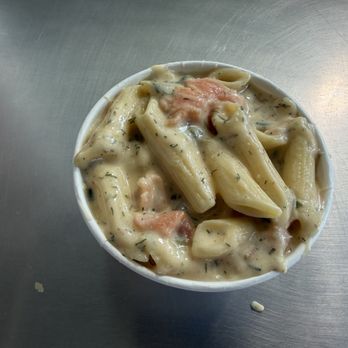 Beecher's Handmade Cheese - Smoked salmon mac and cheese, small - Cheese Shops Near Me - Seattle, Washington Beecher's Handmade Cheese - Smoked salmon mac and cheese, small - Cheese Shops Near Me - Seattle, Washington