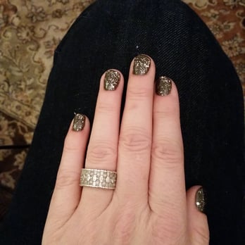 J'aime Nails - Grey polish base with silver fleck top coat - Nail Salons Near Me - Astoria, New York