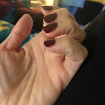 At Your Fingertips - Nail Salons Near Me - Portland, Oregon