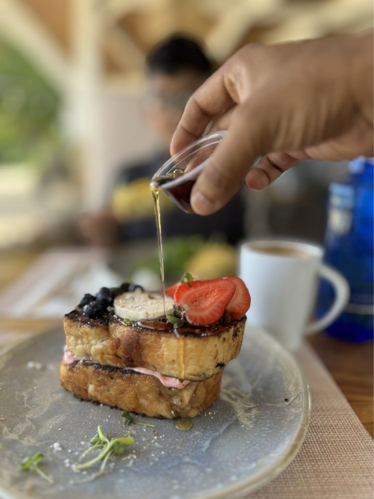 Eclipse Restaurant Image