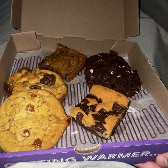 Insomnia Cookies - Desserts Near Me - Baltimore, Maryland