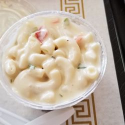517 Subs - I'm not a huge fan of potatoe salad, but everyone in line has gotten one. It looks really good!