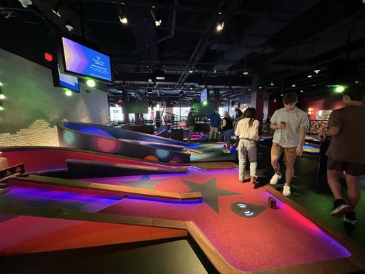 Puttshack - Atlanta - Dunwoody by null