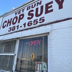 Yet Bun Chop Suey