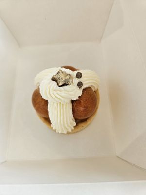 Left Bank Pastry by null