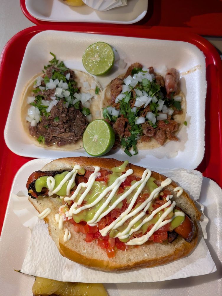 Food from Chubby's Tacos