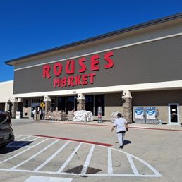 Exterior outside entrance of Rouses Market - Gulfport, Mississippi Exterior outside entrance of Rouses Market - Gulfport, Mississippi