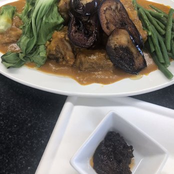 Gracie's Cuisine - Filipino Near Me - Everett, Washington