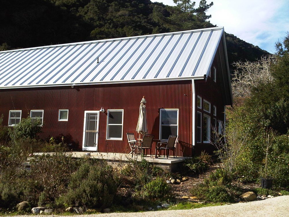 Slide of Wick's Roofing