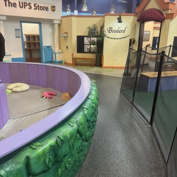 Pretend City Children's Museum - UPS store and Brodard restaurant - Venues & Event Spaces Near Me - Irvine, California