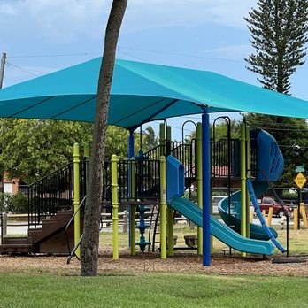 Johnie Mckeithen Park - Parks Near Me - Deerfield Beach, Florida