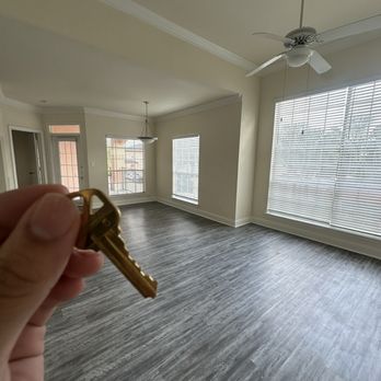 Las Palmas - interior of apartment - Apartments Near Me - Houston, Texas Las Palmas - interior of apartment - Apartments Near Me - Houston, Texas