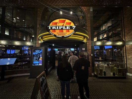 Triple 7 Restaurant and Microbrewery by null