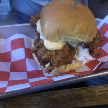 Gnarly Eats - Not an Impressive Fried Chicken Sandwich - Burgers Near Me - Brooklyn, New York