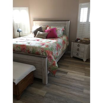 Diversified Flooring - Luxury vinyl plank installation using Southland Floors in color Barrett Oak - Flooring Near Me - Edgewater, Florida Diversified Flooring - Luxury vinyl plank installation using Southland Floors in color Barrett Oak - Flooring Near Me - Edgewater, Florida