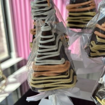 The Fancy Marshmallow - Candy corn marshmallow. - Desserts Near Me - Cedar Park, Texas The Fancy Marshmallow - Candy corn marshmallow. - Desserts Near Me - Cedar Park, Texas