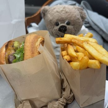 Bandit - Well done burger & fries - Breakfast & Brunch Near Me - San Francisco, California Bandit - Well done burger & fries - Breakfast & Brunch Near Me - San Francisco, California