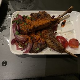 Spiced, lamb chops (4)