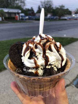 Bee Queen Dairy & Grill by null