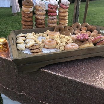 BJ Cinnamon - Bakeries Near Me - Folsom, California BJ Cinnamon - Bakeries Near Me - Folsom, California