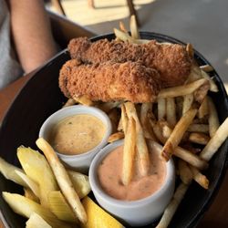 Nomad Eatery - Fish n Chips
