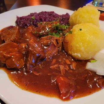 Elefant - Beef Goulasch - German Near Me - Berlin, BE