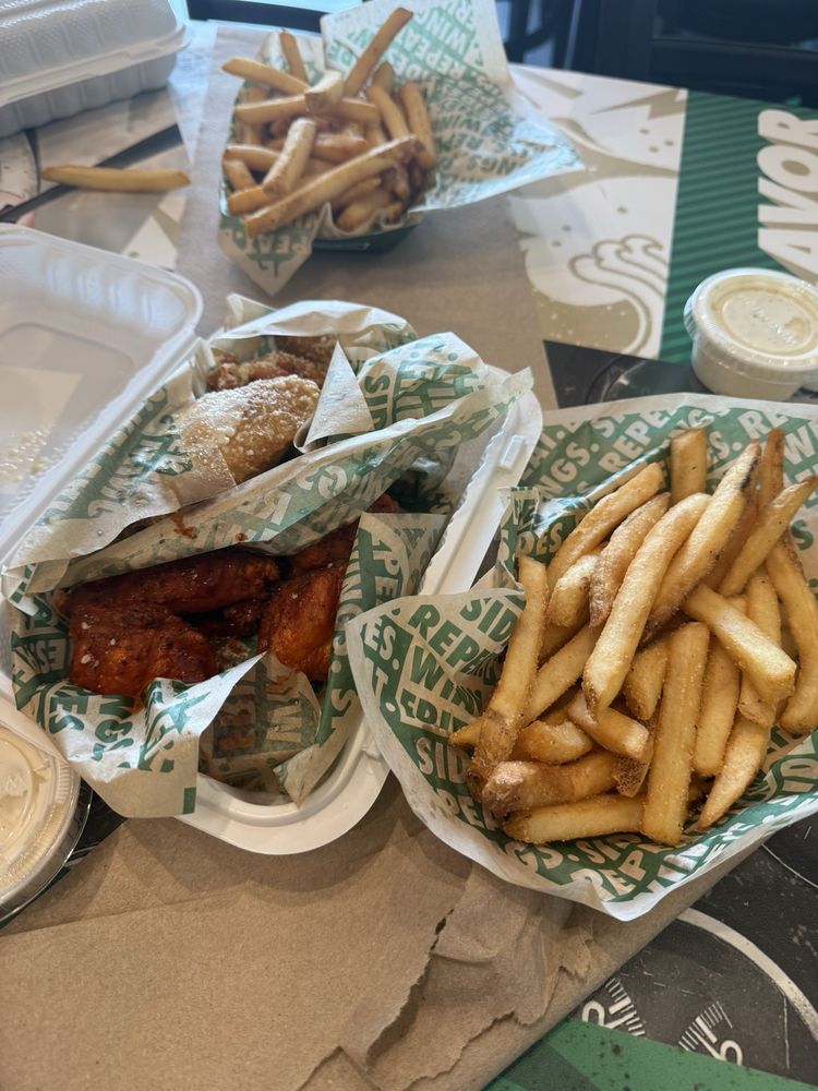 Food from Wingstop