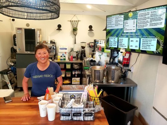 Sindi's Snack Shack by null