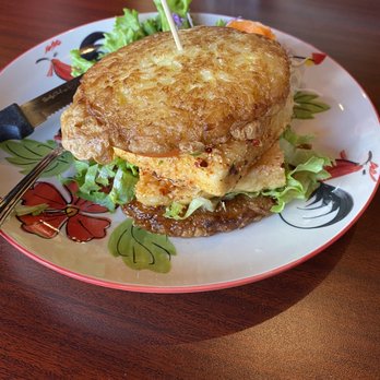 Real Thai Restaurant - Never see Thai burger anywhere. This was awesome. I had the Tofu version but they also have chicken. It was really tasty. - Thai Near Me - Chicago, Illinois