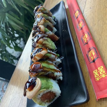 1-800-Lucky - Sushi (spicy tuna) - Asian Fusion Near Me - Miami, Florida