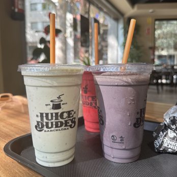 Juice Dudes - Avo love - Juice Bars & Smoothies Near Me - Barcelona, B Juice Dudes - Avo love - Juice Bars & Smoothies Near Me - Barcelona, B