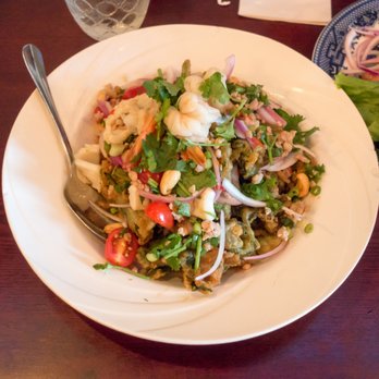 Ayada Thai - Crispy Chinese Watercress Salad - Thai Near Me - Elmhurst, New York Ayada Thai - Crispy Chinese Watercress Salad - Thai Near Me - Elmhurst, New York