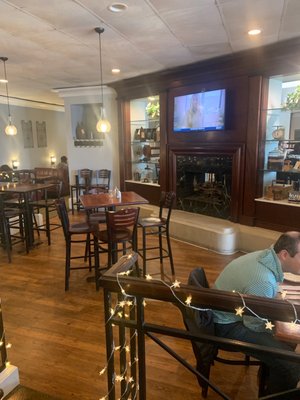 Relish Craft Kitchen & Bourbon Bar by null