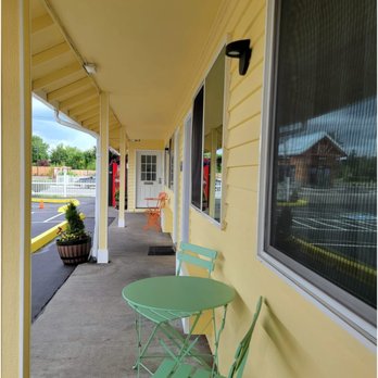 Buckley Inn - Hotels Near Me - Buckley, Washington
