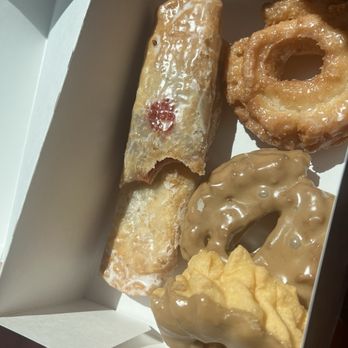 Carson Donuts - Amazing - Donuts Near Me - Carson City, Nevada Carson Donuts - Amazing - Donuts Near Me - Carson City, Nevada